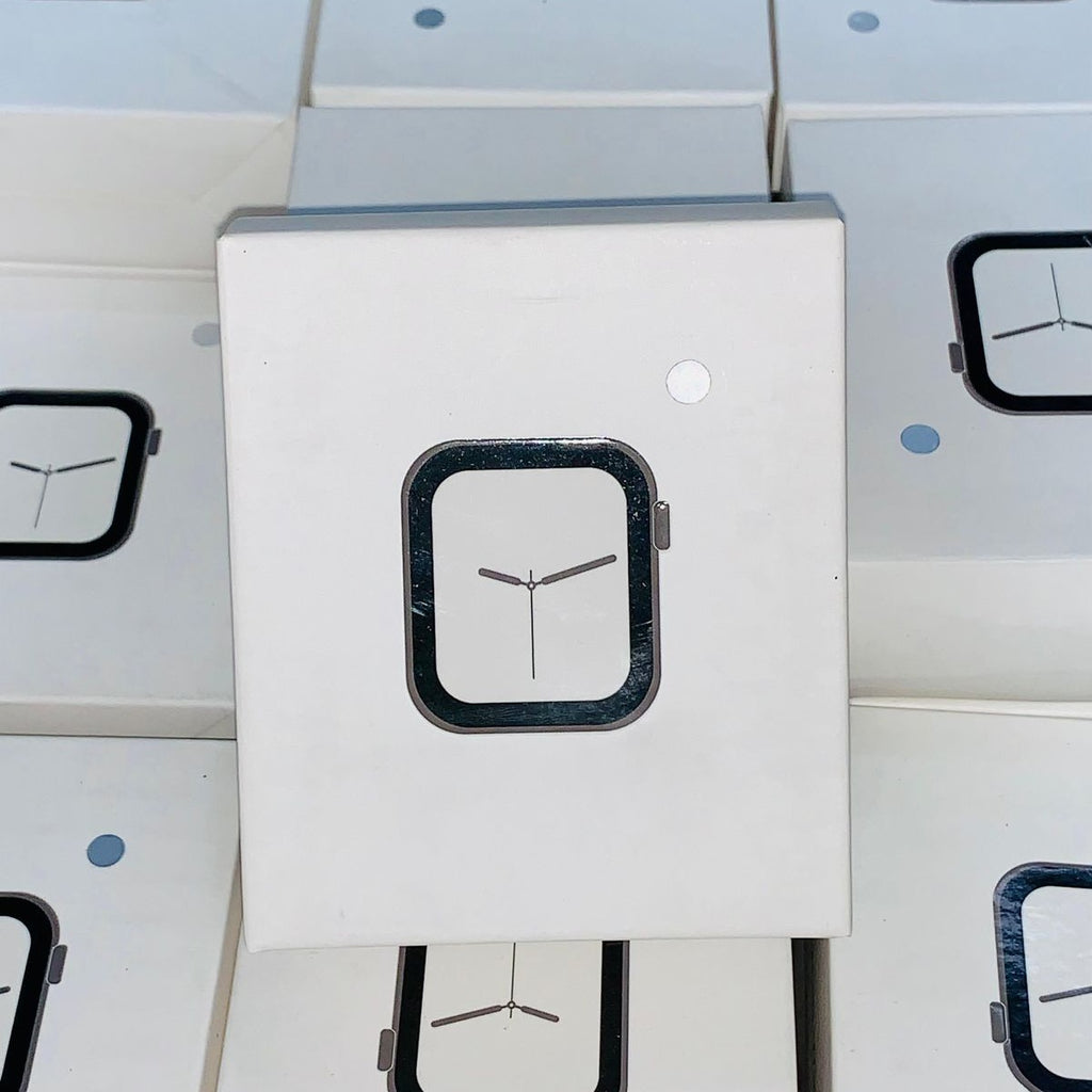 Smart Watch With Stylish Display Comfortable Silicone Strap